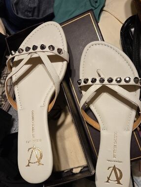 Vince Camuto White Leather Studded Thong Sandals